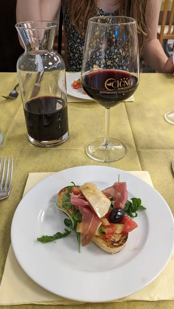 Petr Kalas_Hotel Ristorante Pizzeria Cigno_Latisana_review