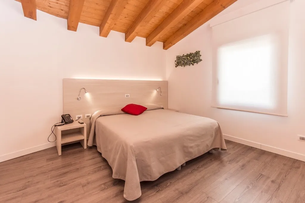 Hotel Ristorante Pizzeria Cigno_Latisana_slider_image_2