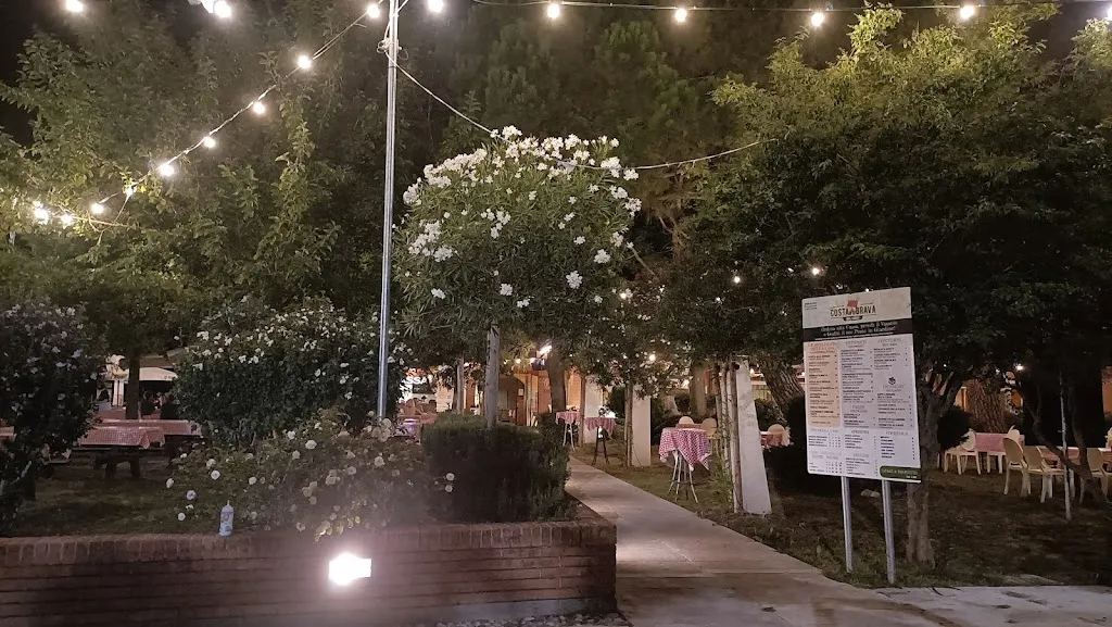 Sonia Zuzek_Costa Brava Grill Garden_Latisana_review