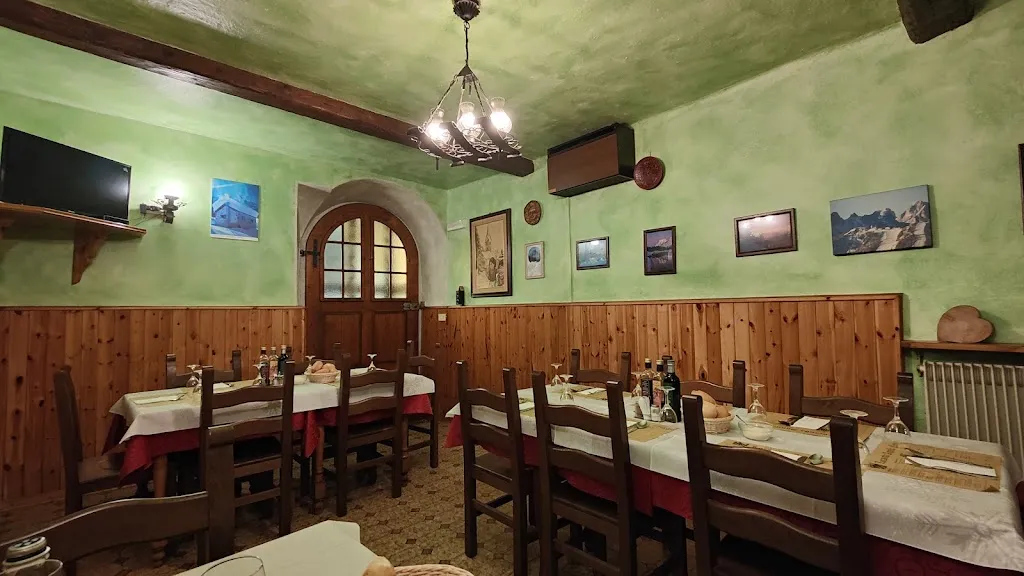 Locanda Aquila Nera restaurant in Malborghetto