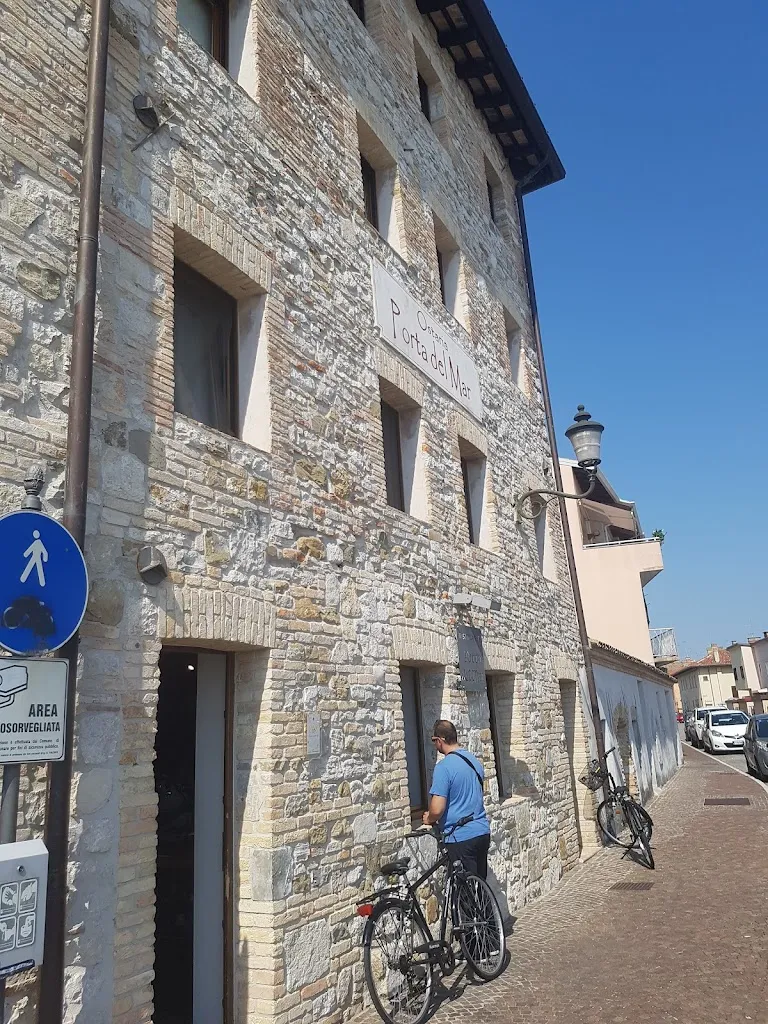 alberto fabi_Porta del Mar_Marano Lagunare_recensione