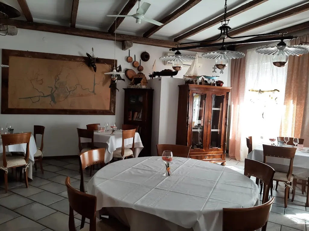 Ristorante Ai Tre Canai restaurant in Marano Lagunare