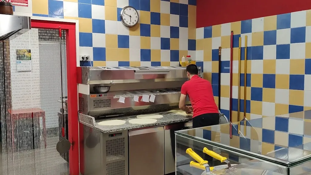 Pizzeria al taglio da Leo_Marano Lagunare_slider_image_2