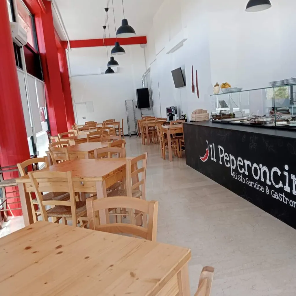 Il PEPERONCINO Gastronomia Ristoservice restaurant in San Nicolò a Tordino