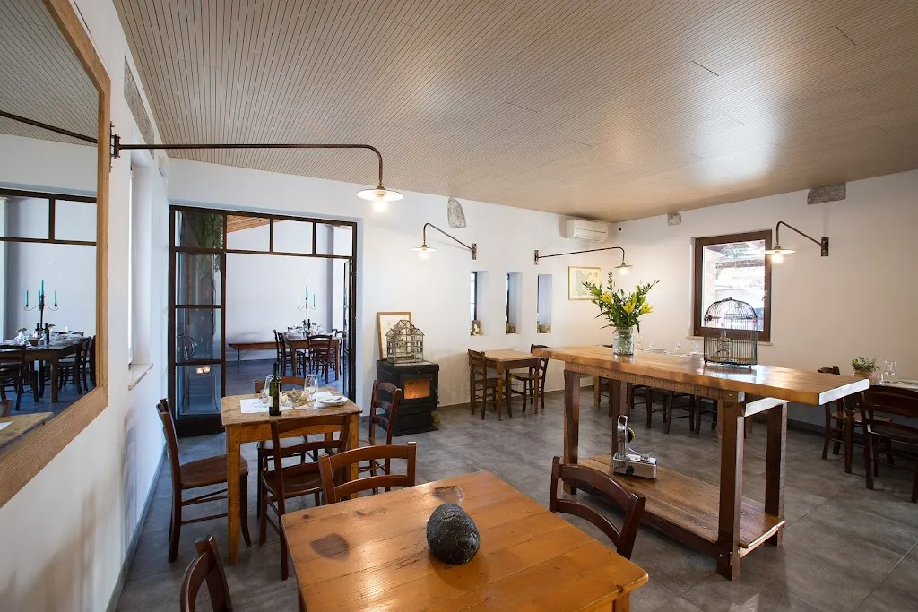 Osteria Vinars by Az. Agr. Brumat Gabriele restaurant in Medea