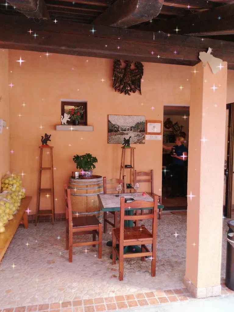 Agriturismo Ponte Maraldi restaurant in Meduno