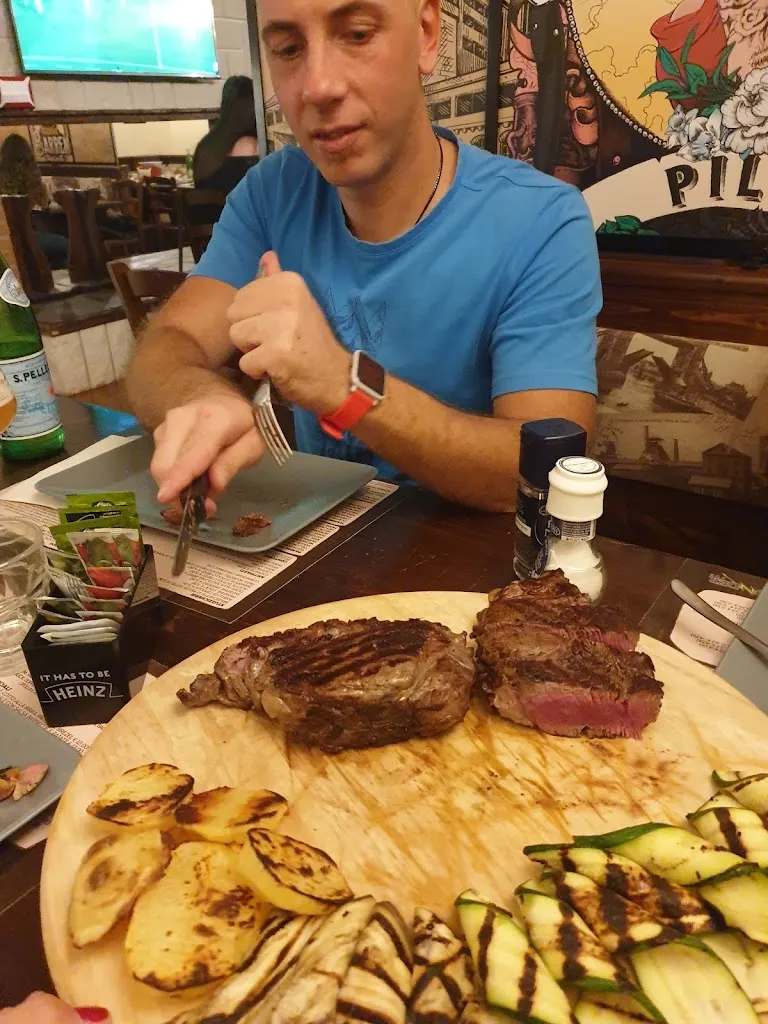 Thunder Pub_San Nicolò a Tordino_slider_image_3