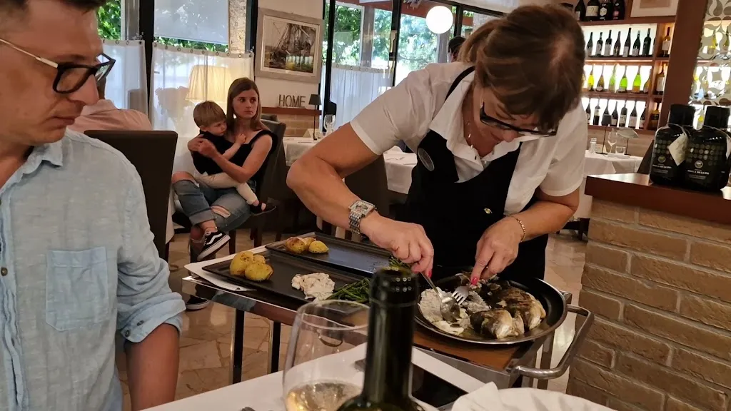 Ristorante Agosti di Petrozzi Mauro e Annalisa_Lignano Sabbiadoro_slider_image_2