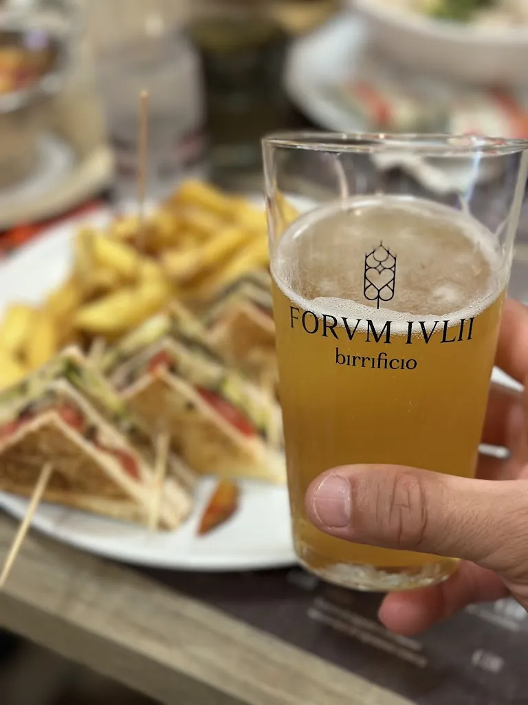 Miroslav Vanek_L'Emporio_Lignano Sabbiadoro_review