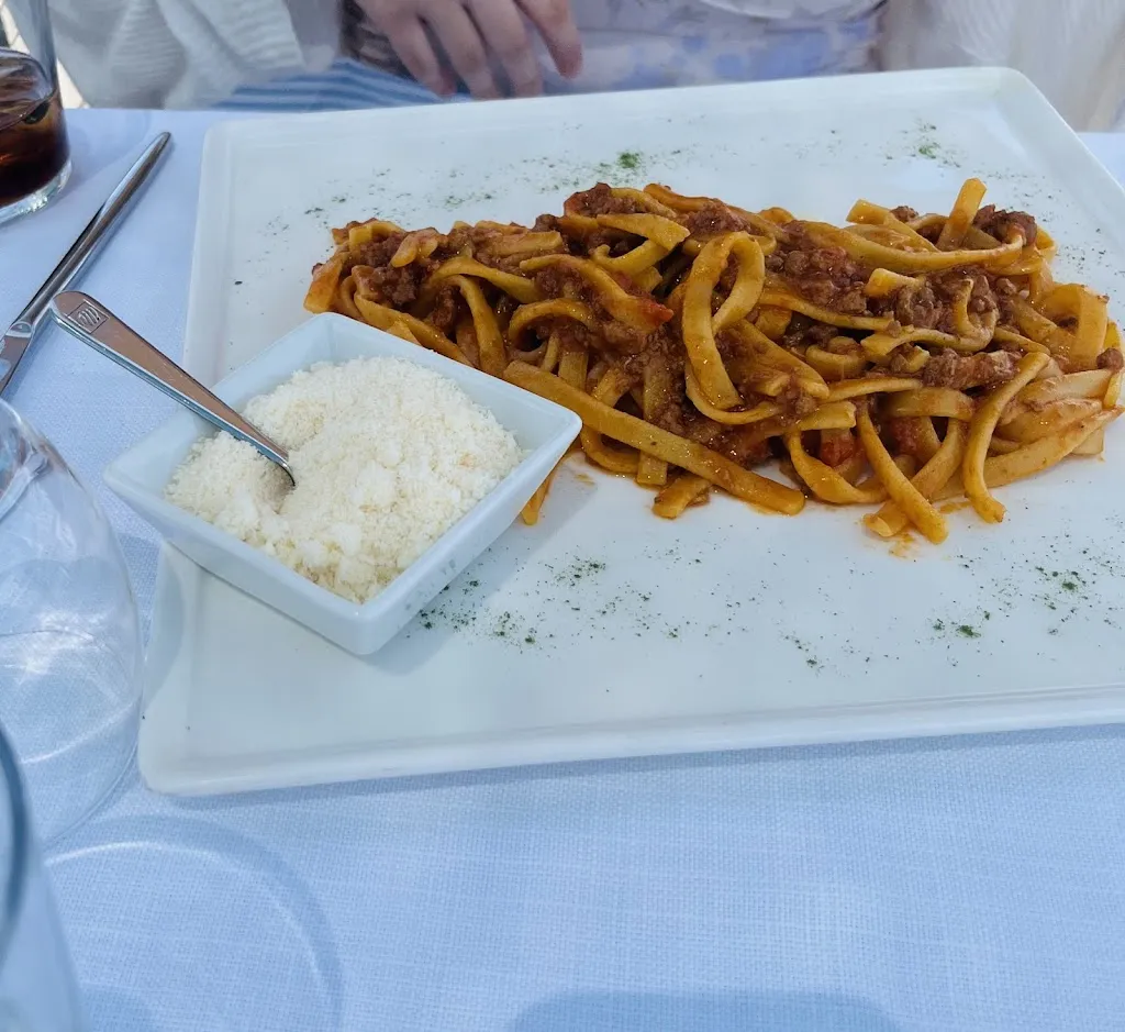 Yana Krasenko_Tahiri Beach Restaurant_Lignano Sabbiadoro_review