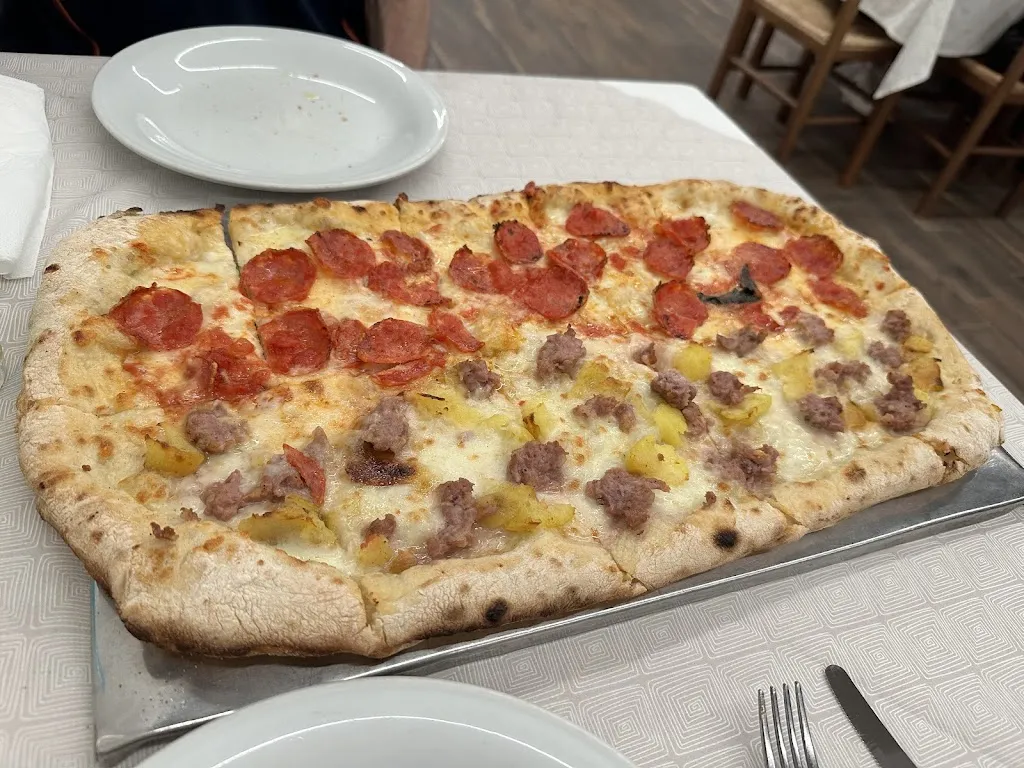 Caterina “Rainy” Stracci_Ristorante Pizzeria O' Sole Mio_Sant'Egidio alla Vibrata_review