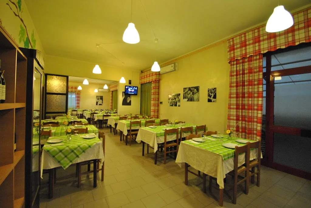 Ristorante Pizzeria O' Sole Mio_Sant'Egidio alla Vibrata_slider_image_3