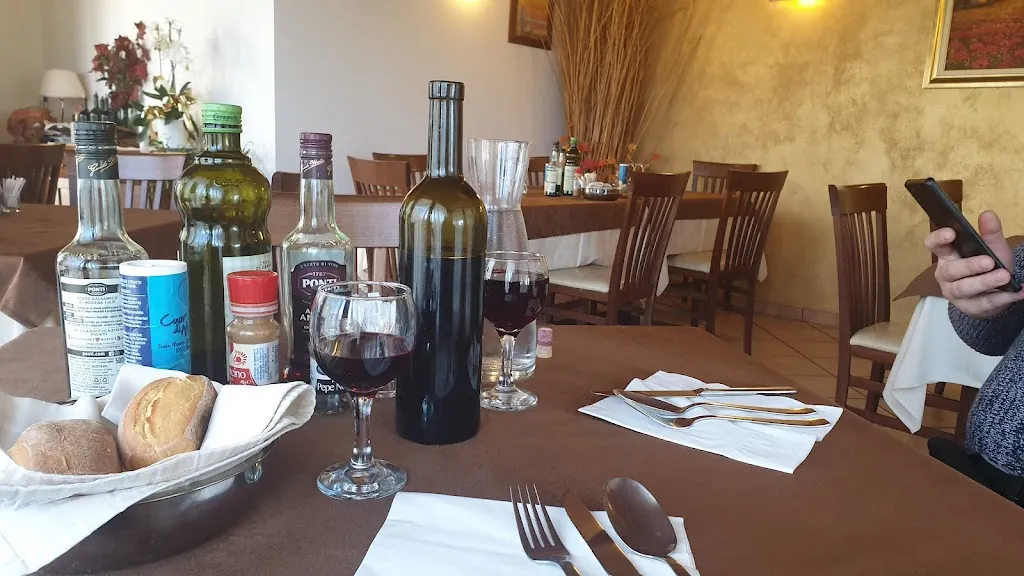 Olena Volchkova_Trattoria Greatti_Martignacco_review