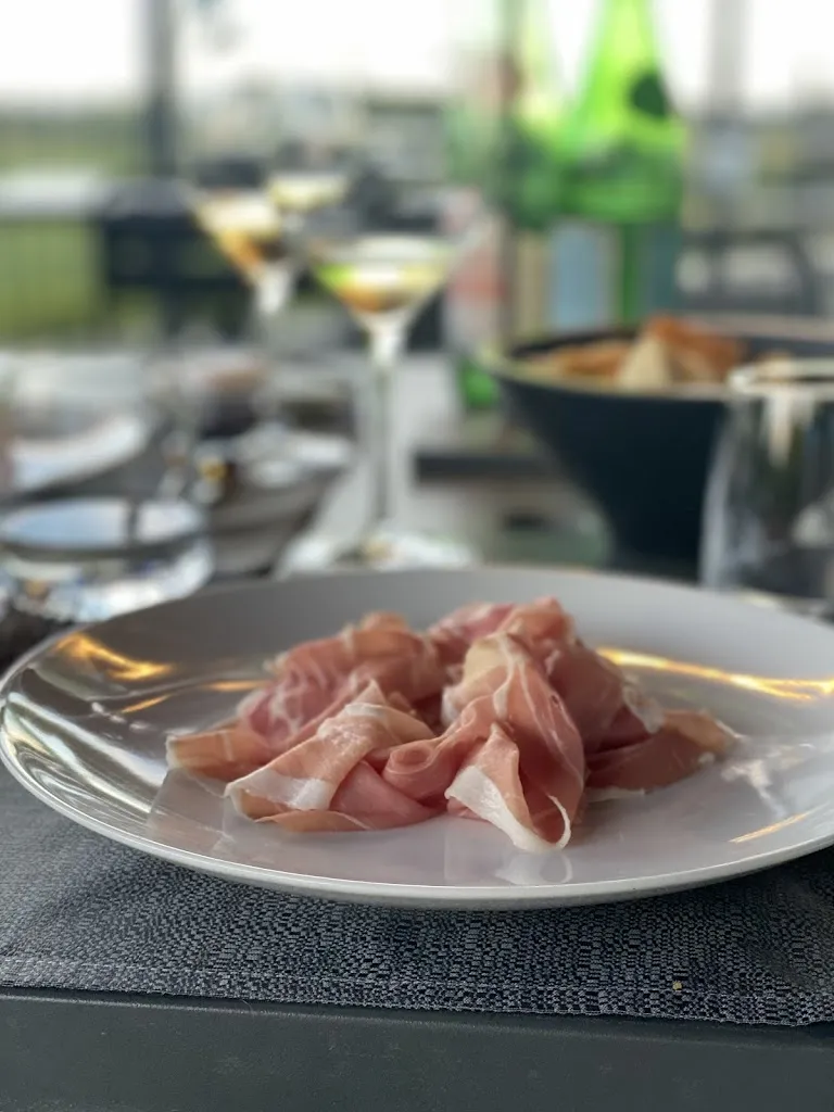 Nathan Lee_Osteria Sant'Andrea_Moruzzo_review