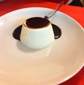 Radka Borisova_LIMOUSINE Risto Pizza & music_Morsano_review