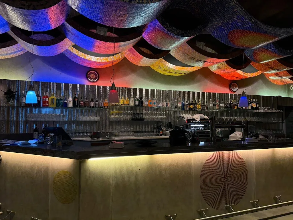 LIMOUSINE Risto Pizza & music_Morsano_slider_image_1