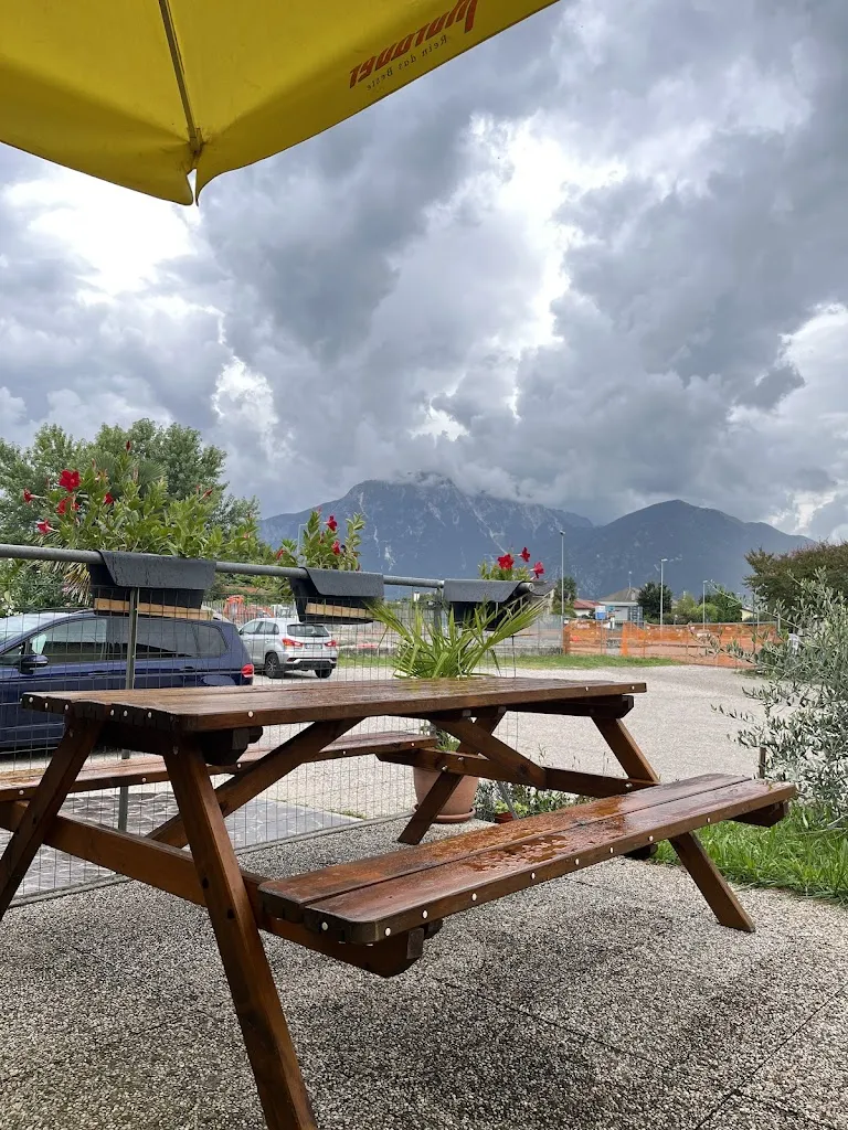 Mario Suazo Fuentealba_Pizzeria Bar Osteria con Cucina da Virgi/Al Cacciatore_Osoppo_review