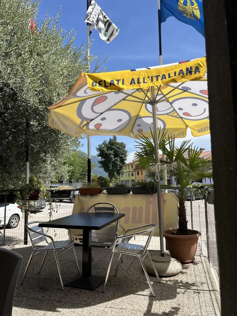 Pizzeria Bar Osteria con Cucina da Virgi/Al Cacciatore restaurant in Osoppo