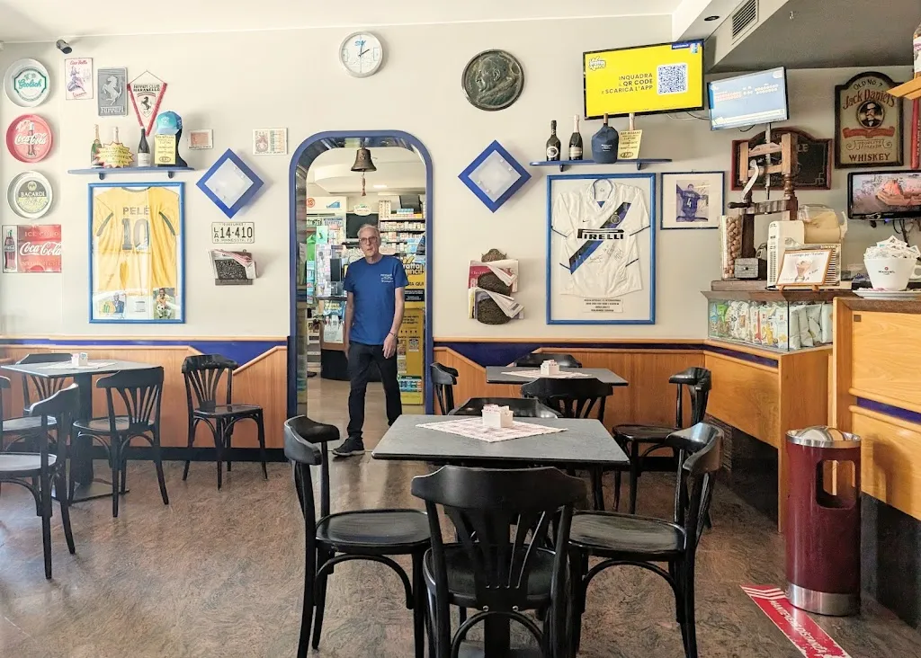 Anja W_Bar and Tobacco Missana Lucio_Osoppo_review