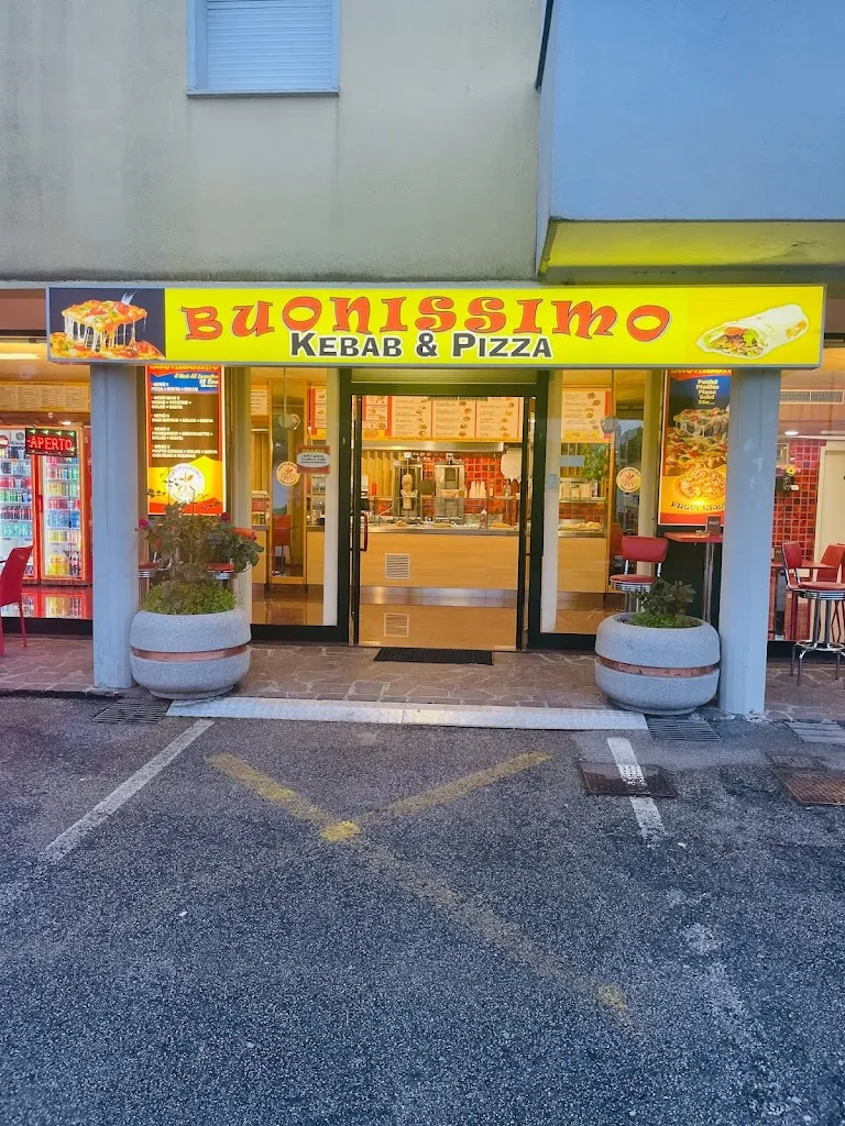 Buonissimo Pizza Kebab Zoppola restaurant in Orcenico Inferiore