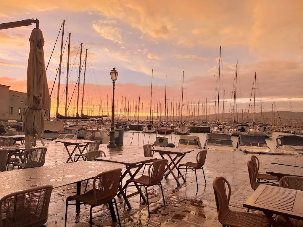 Trattoria Birreria Al Porto restaurant in Muggia