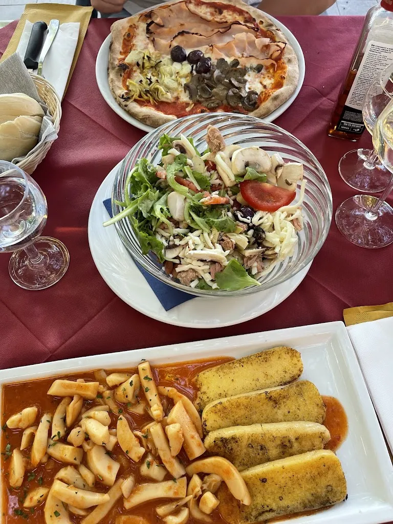 Monika L._Alla Tappa - Pizzeria e Trattoria_Muggia_review