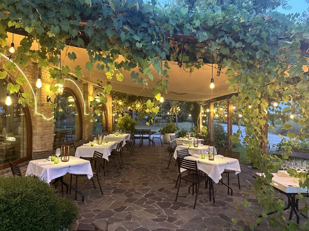900 ALL'ISOLA restaurant in Palazzolo dello Stella