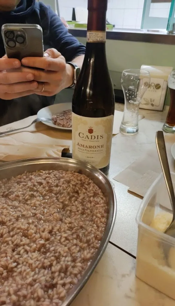 Andrea MOREALE_Bar Vanity_Pagnacco_review