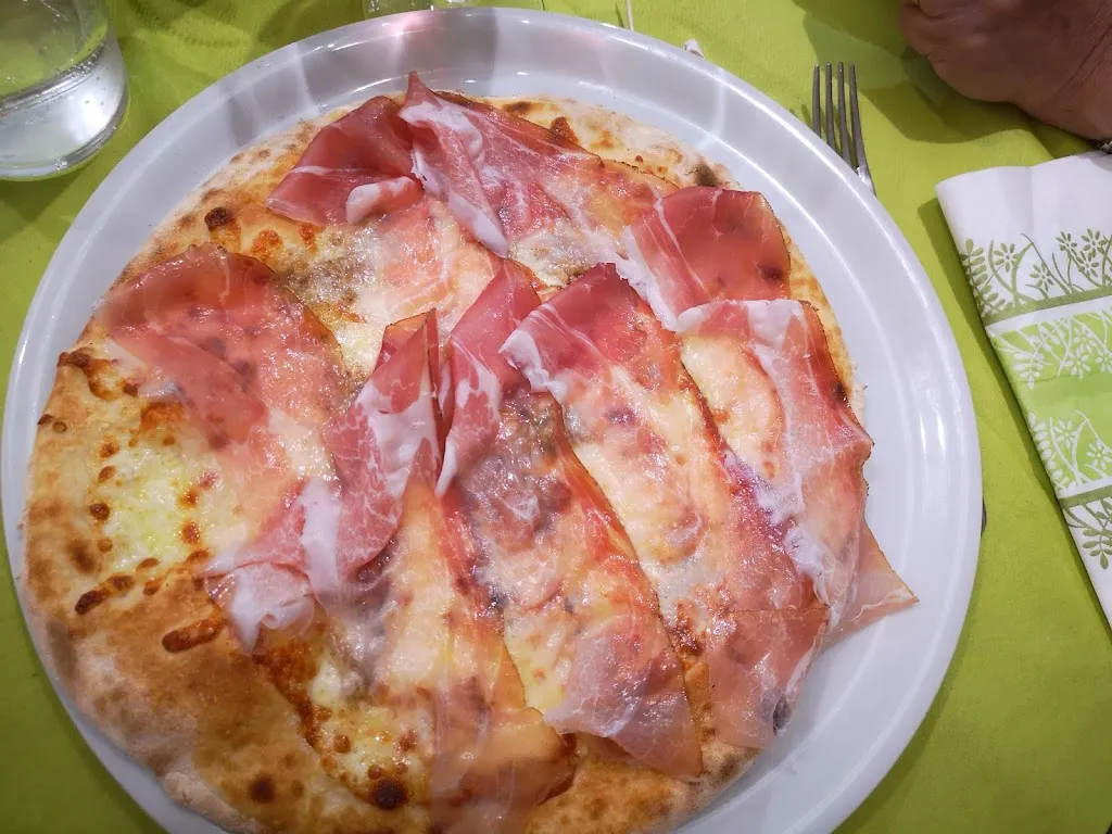 Gudrun “Klea” D._Bar Italia_Paularo_review