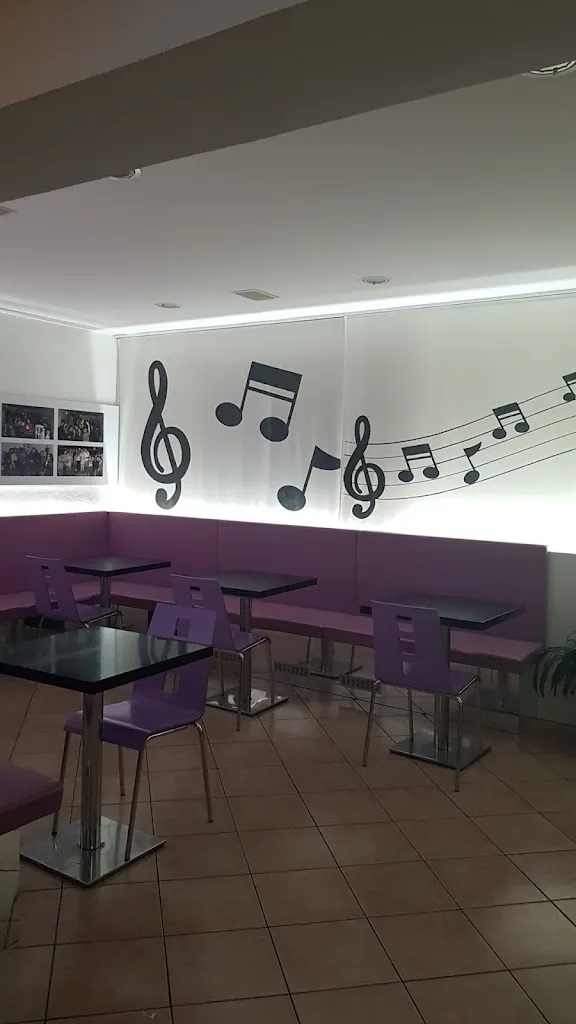 New Look_Paularo_slider_image_2