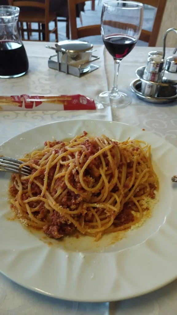 Giuseppe Randazzo_Farm Casali Buffon_Pertegada_review