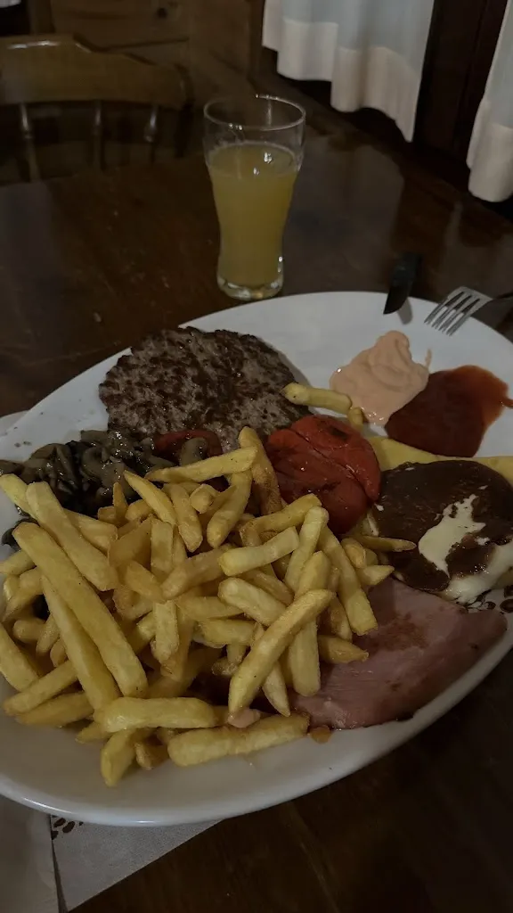 Patrick Tuniz_Rodeo Live Ristorante_Pieris_review