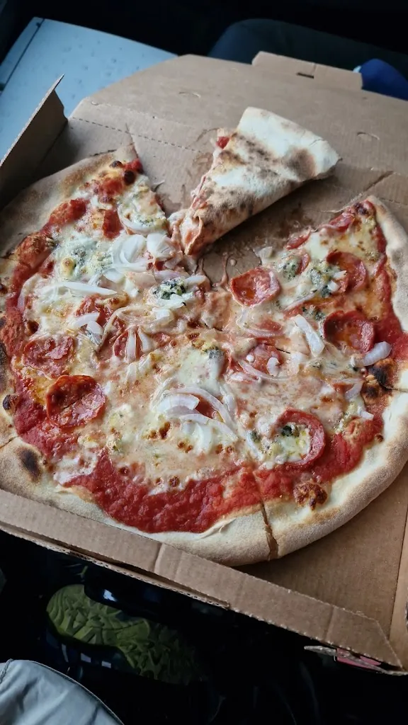 Krzysztof Myga_Pizzeria My Way - Pieris_Pieris_review