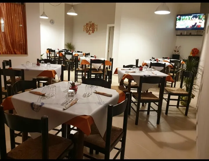 Attività CHIUSA restaurant in Pieris