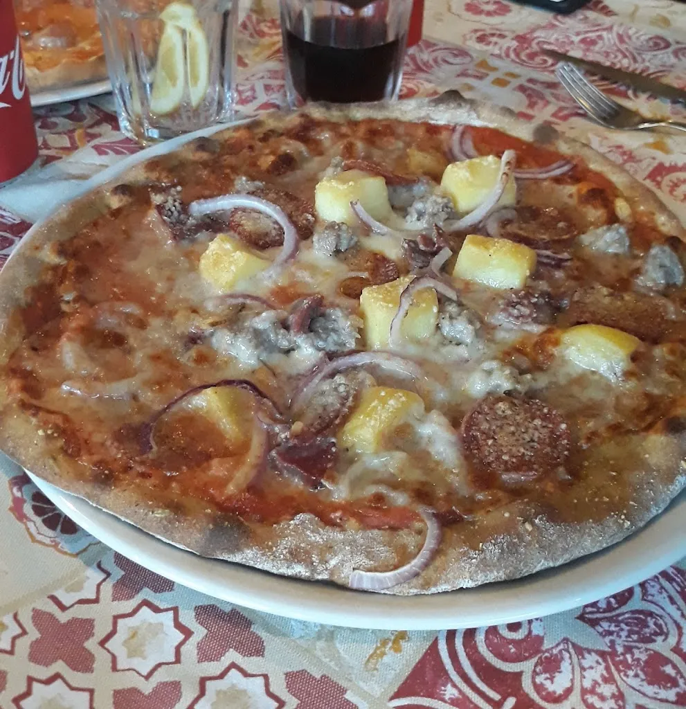 Menu_Pizzeria L'isola_Polcenigo_image_7