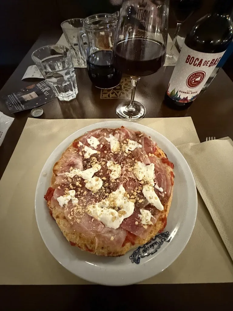 Emma Sanchez_Vecchio Caffè_Polcenigo_review