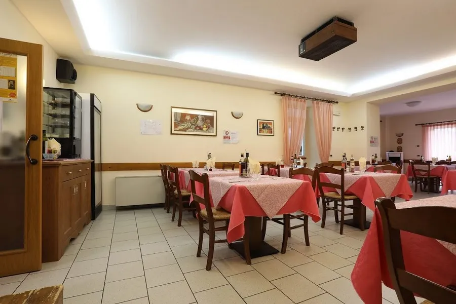 Trattoria Albergo Al Paesello restaurant in Pontebba
