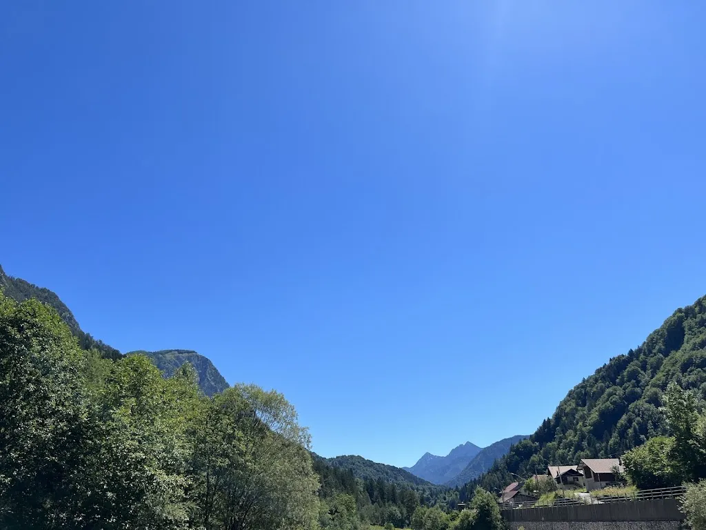 The Mad Madsen_The Old Dairy_Pontebba_review