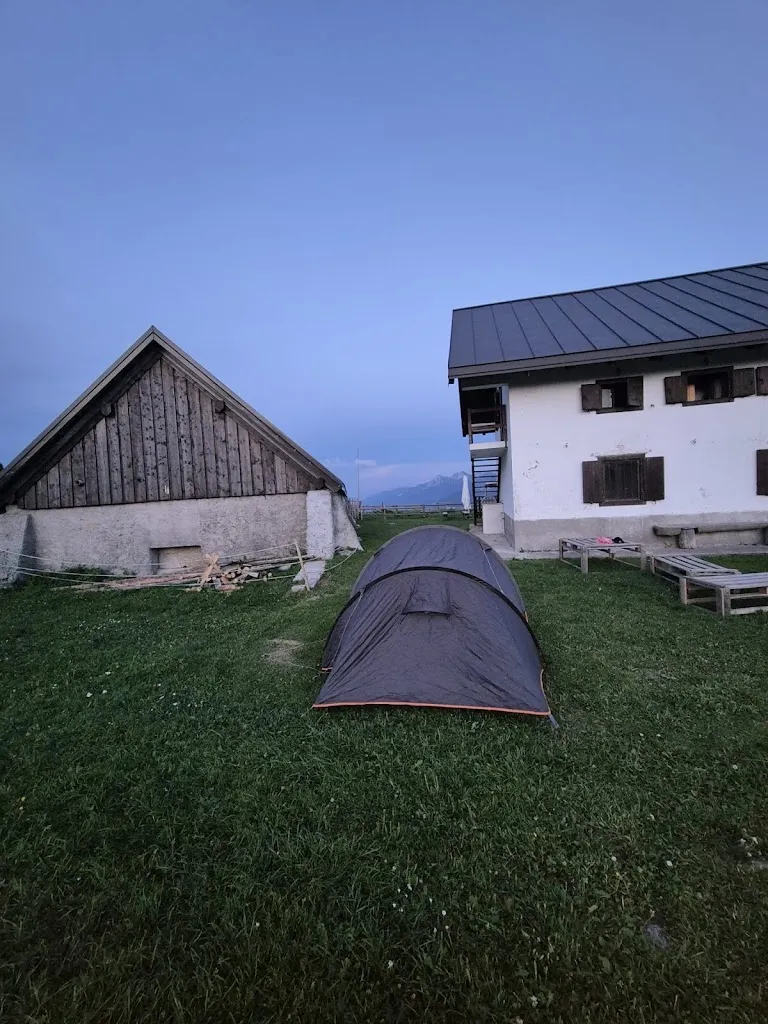 Edoardo Rossi_Malga Glazzat - AGRITURISMO_Pontebba_review