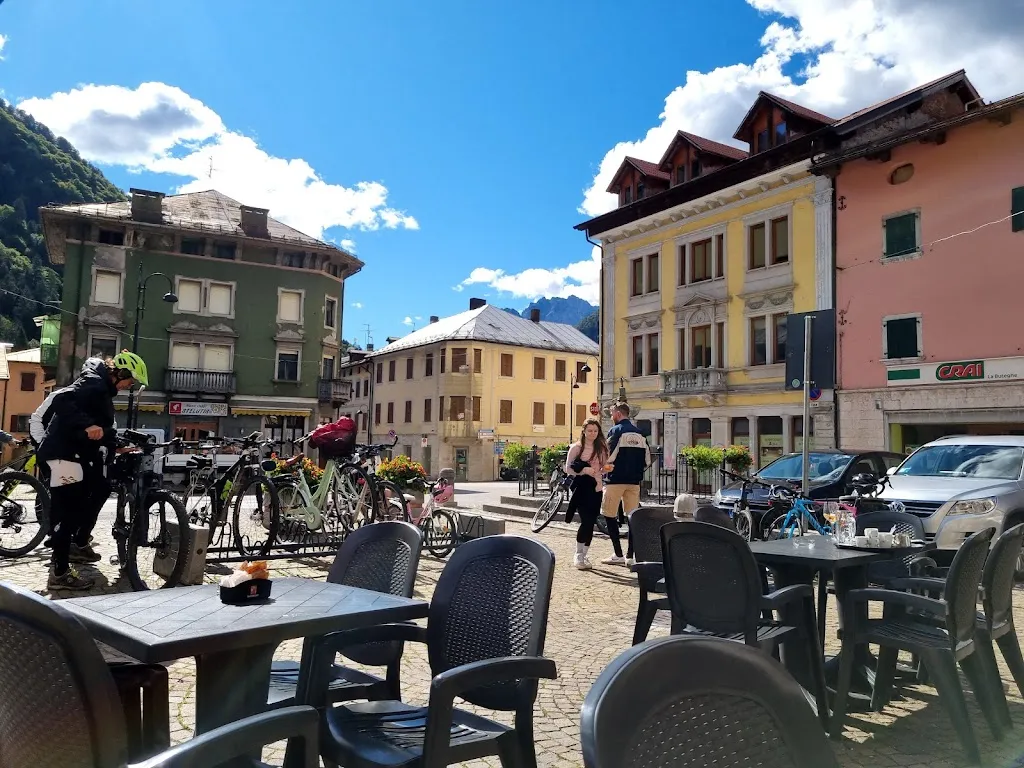Nuovo Caffè Stelutis restaurant in Pontebba