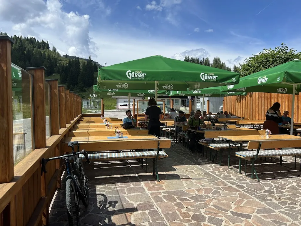 Pizzeria Kabrio restaurant in Pontebba