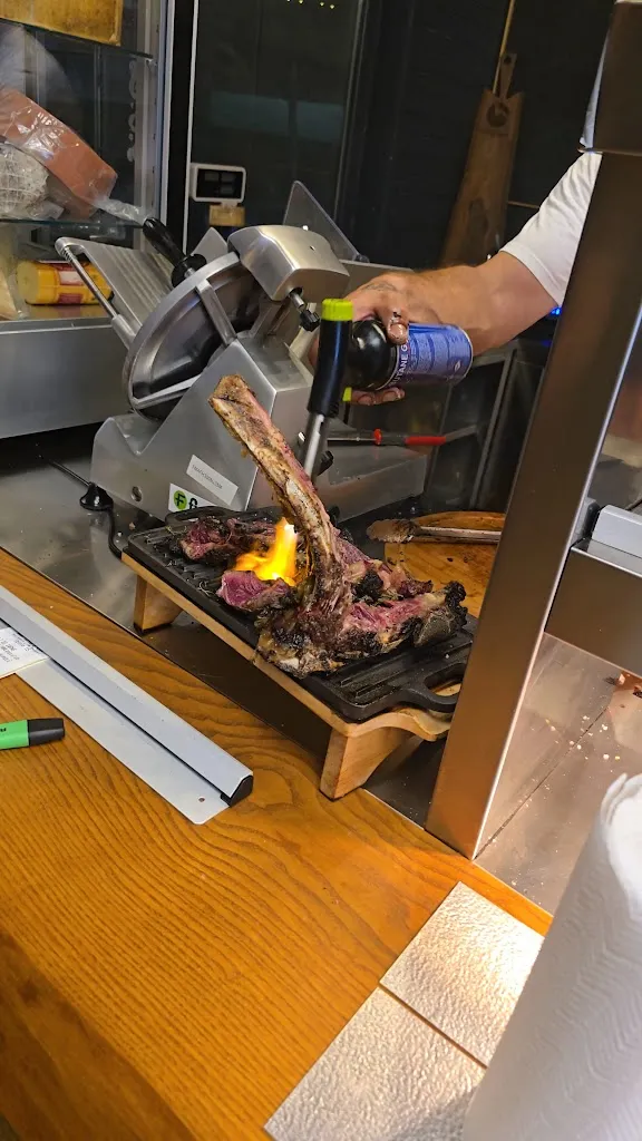 Fumè Steakhouse_San Salvo_slider_image_2