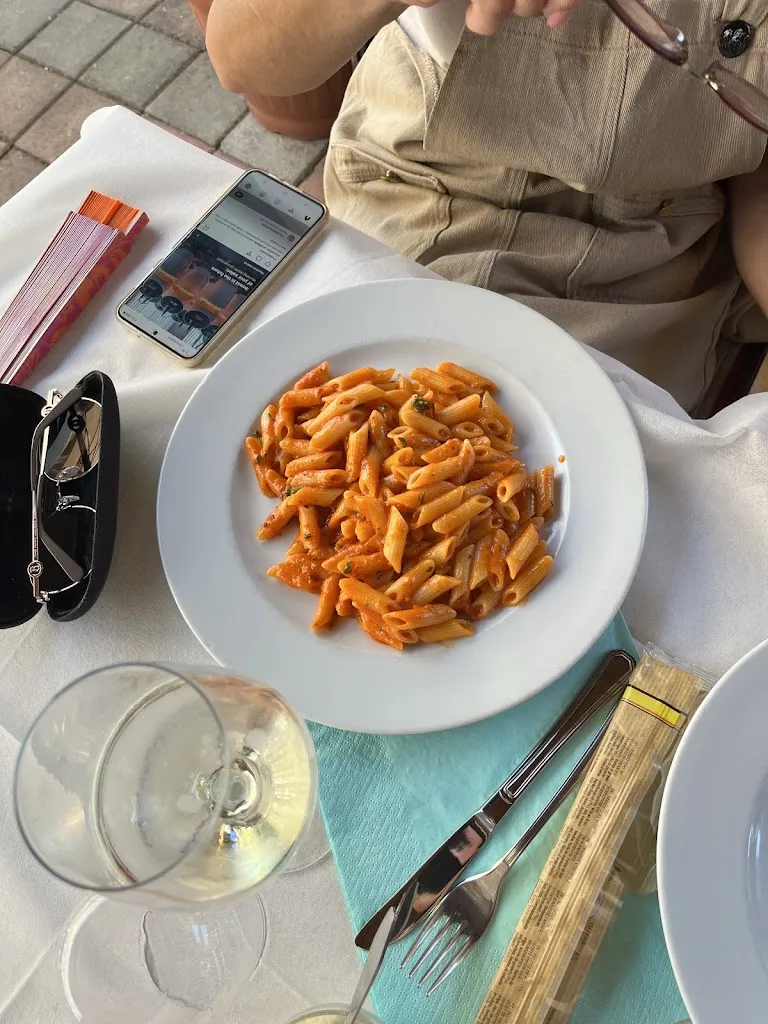 Carla Dimitrova_Villa De Asarta Ristorante e Pizzeria_Porpetto_review