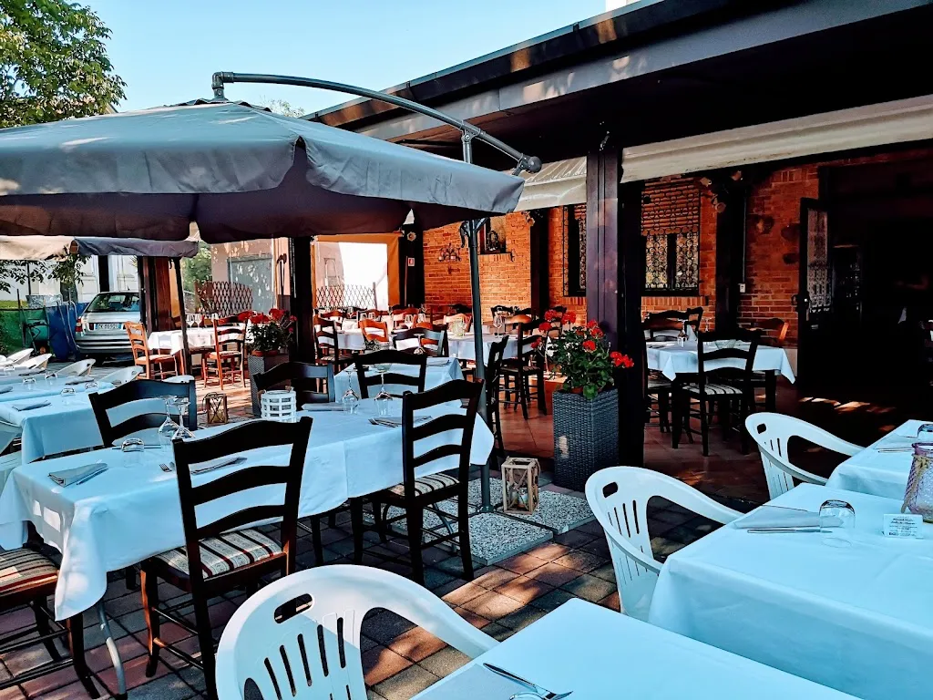 Villa De Asarta Ristorante e Pizzeria_Porpetto_slider_image_1