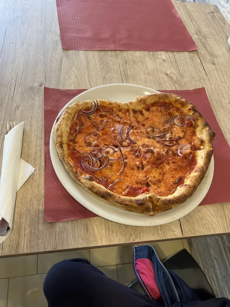 Caterina_SHAMI Pizza & Kebab_Povoletto_review