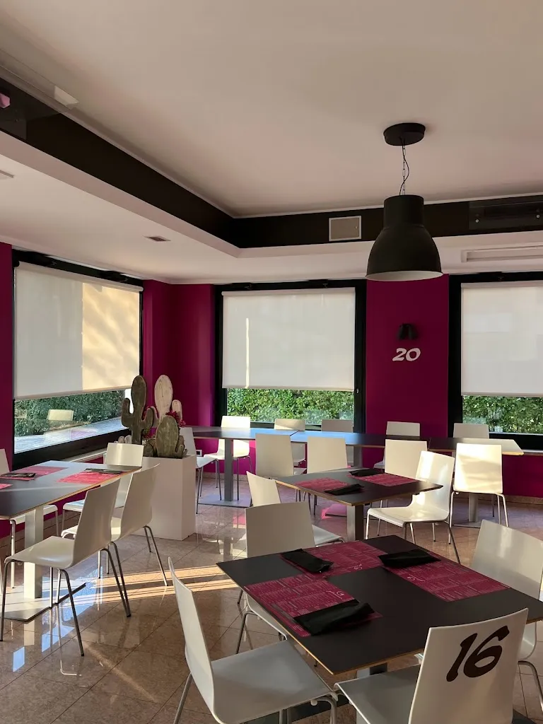 Glamour_Porcia_slider_image_1