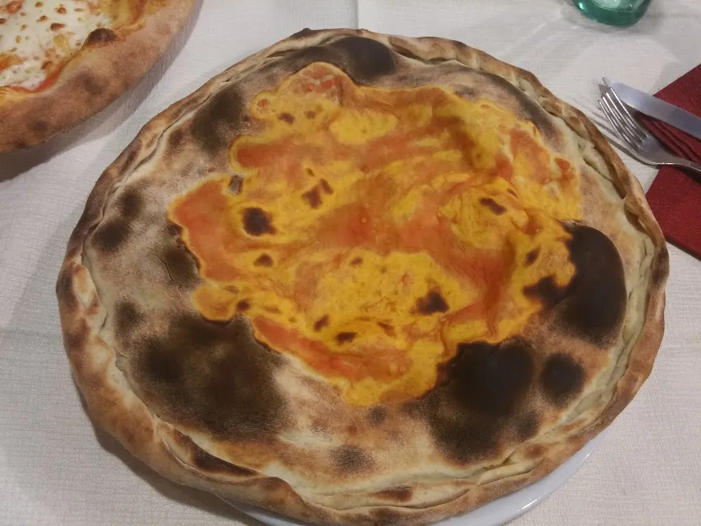 Menu_Pizzeria Newbar di Menegatti Livio_Porcia_image_8