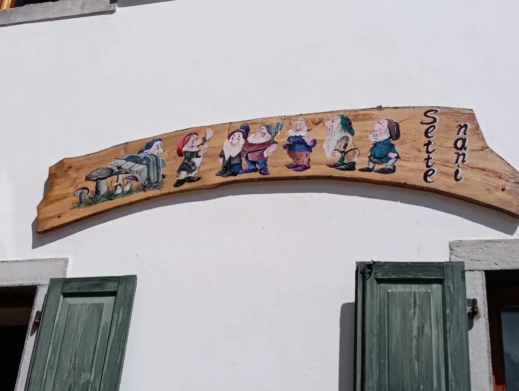 Marta Castagnola_Albergo Ai Sette Nani Di Capellari Alba_Prato Carnico_review