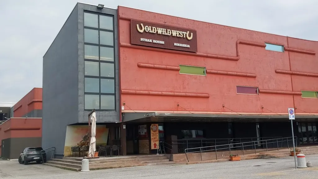 Old Wild West - Pradamano Multisala Cinecity restaurant in Pradamano