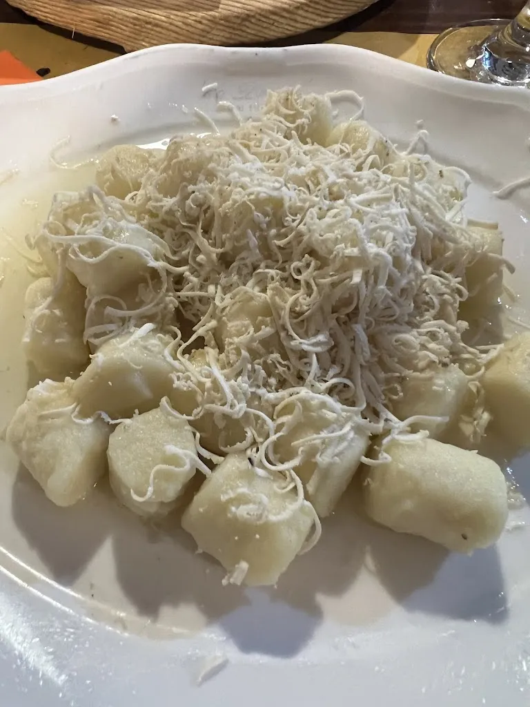 Mary Zampolin_Agriturismo Tion_Pradamano_review